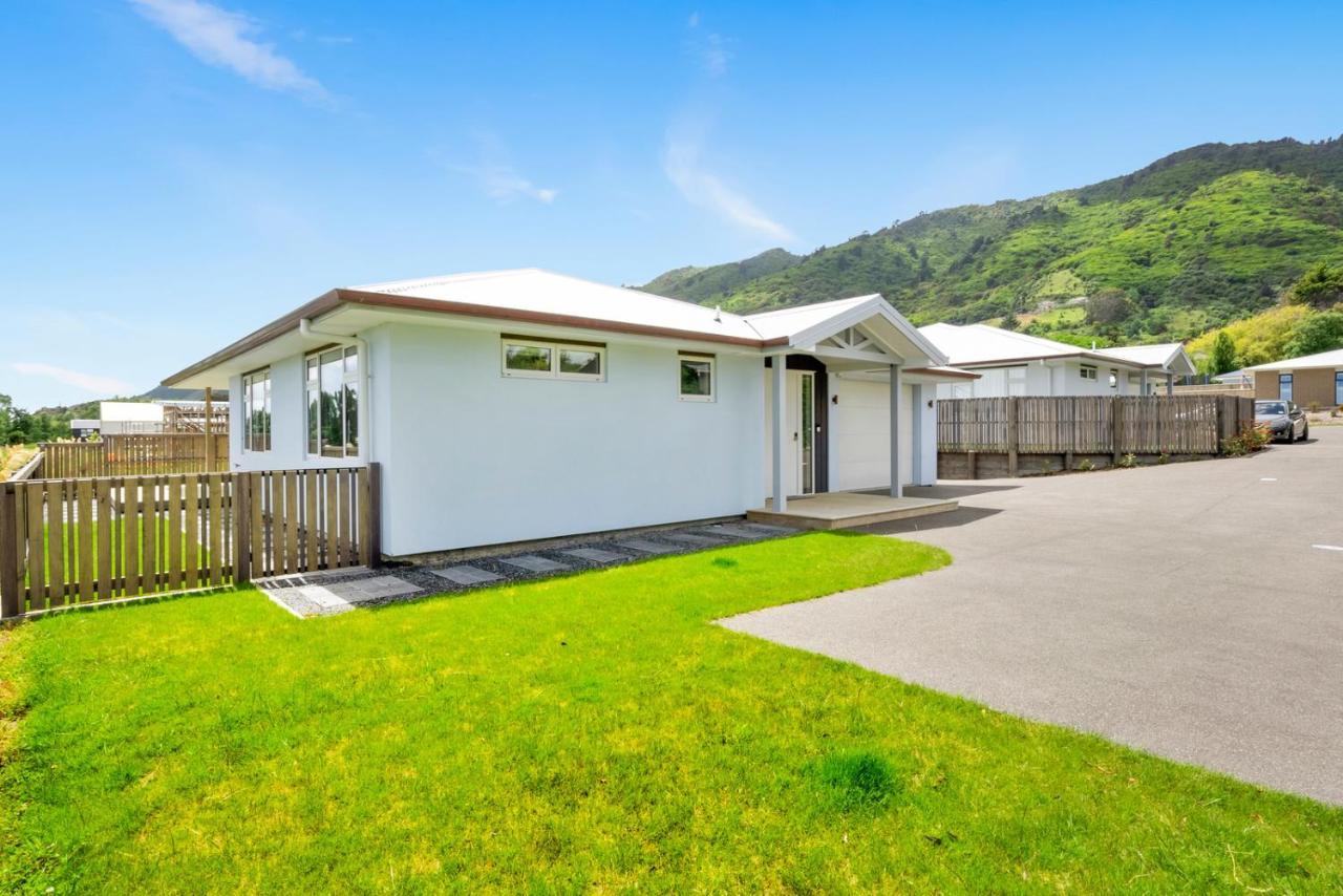 Matenga Townhouse - Waikanae Holiday Home المظهر الخارجي الصورة